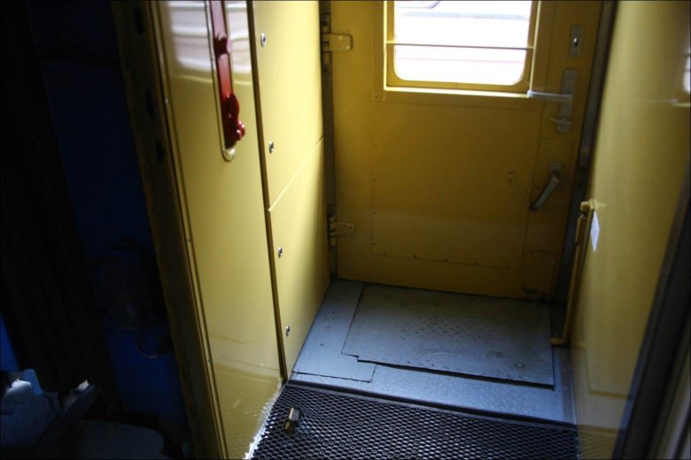 Вагон купе твз тамбур