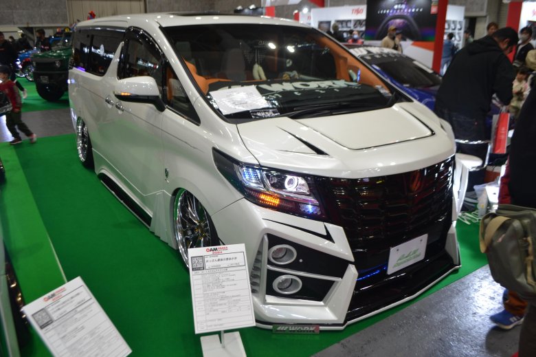 Альфард тойота 2020