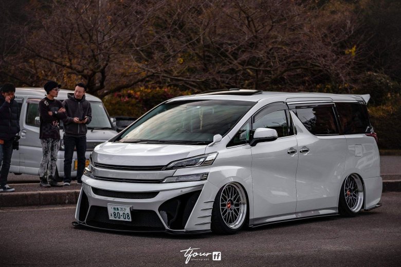 Тойота альфард jdm