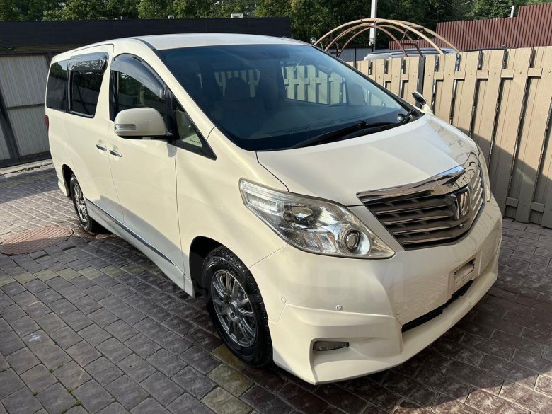 Тойота альфард 2008