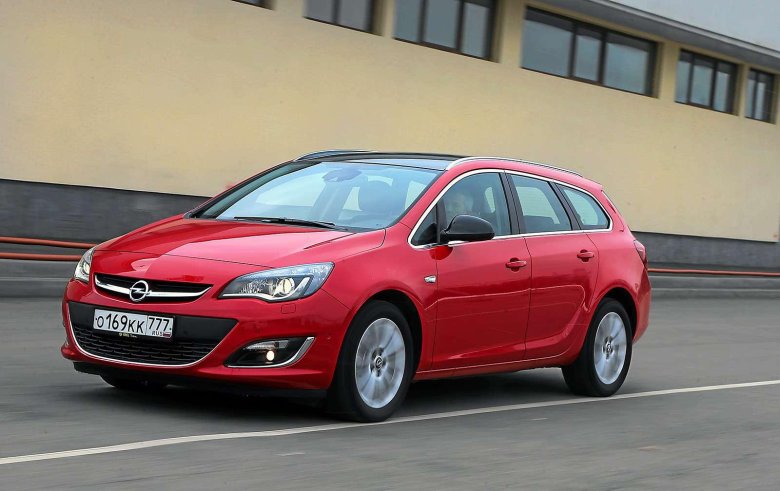 Опель астра спортс турер