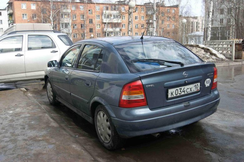 Опель астра седан 2000