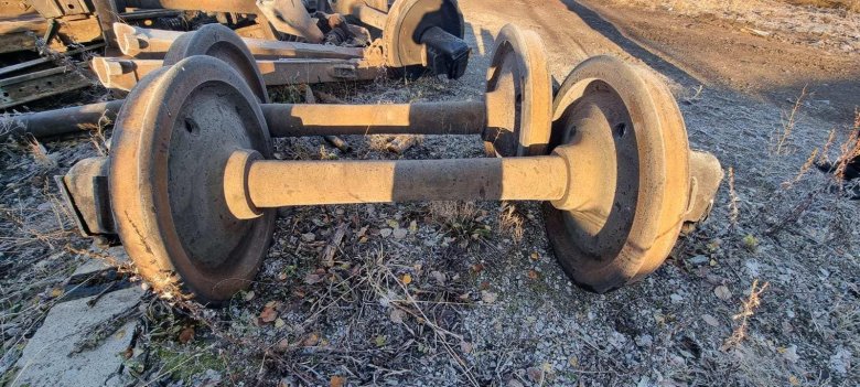 Колесная пара грузового вагона