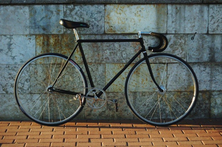 Старт шоссе велосипед