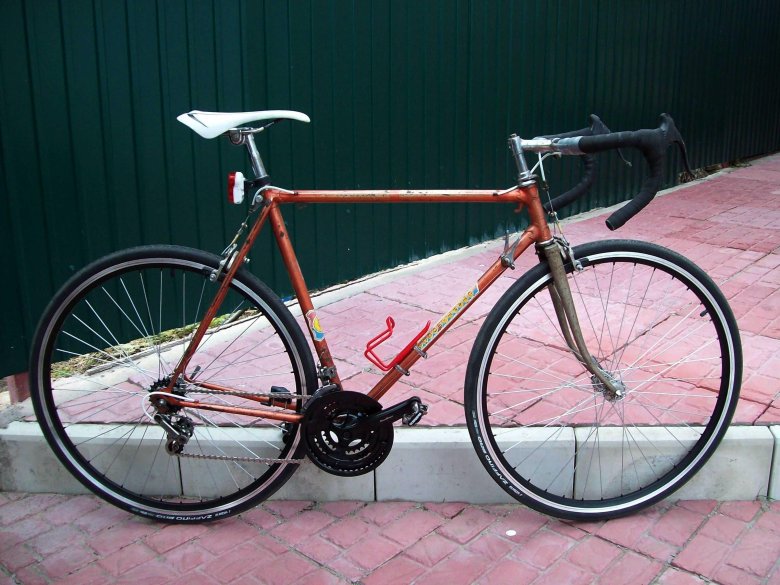 Старт шоссе велосипед