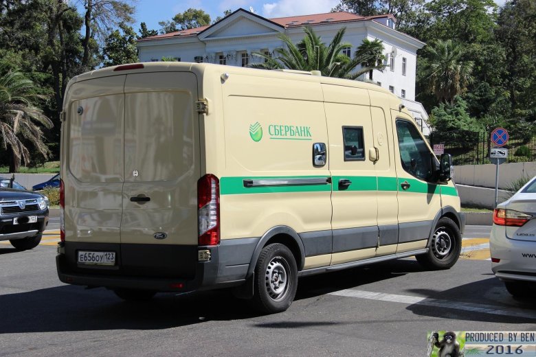 Машина ford инкассаторская transit