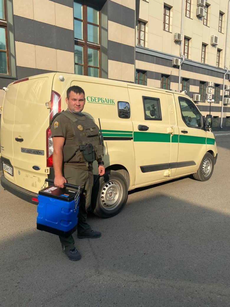 Инкассатор сбербанк