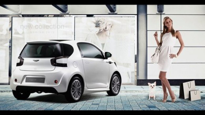 Toyota iq aston martin cygnet