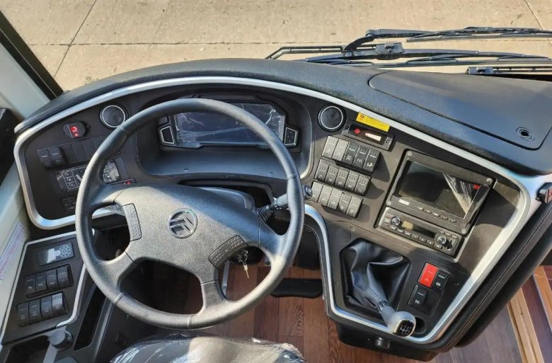 Golden dragon xml6126jr triumph