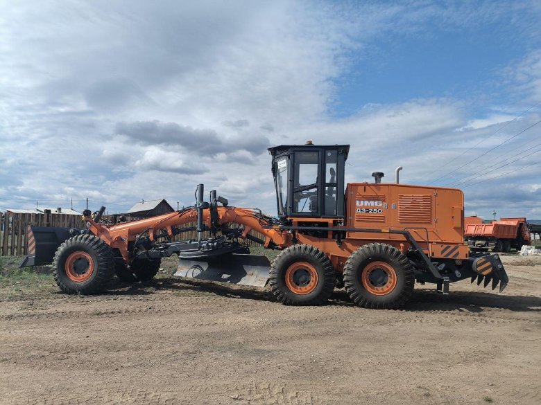 Автогрейдер дз 250