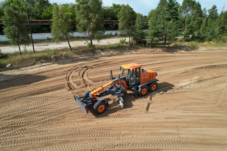 Автогрейдер umg