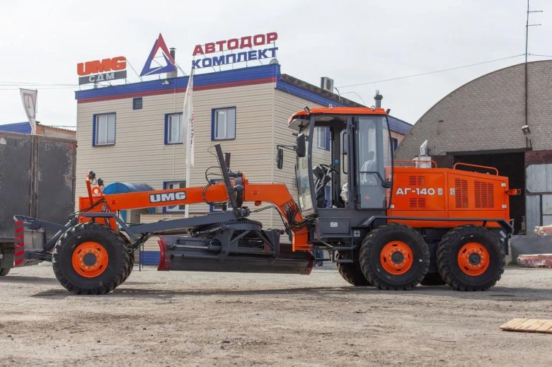 Автогрейдер аг 140