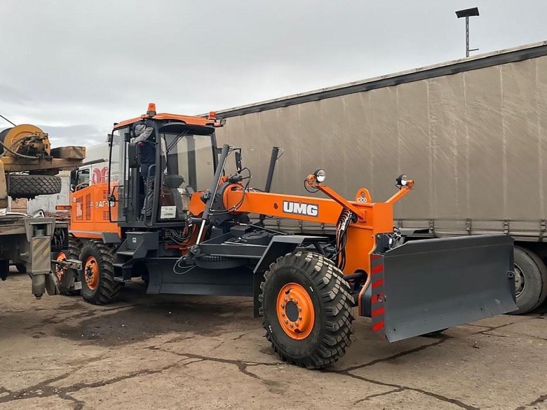 Автогрейдер гс 14 02