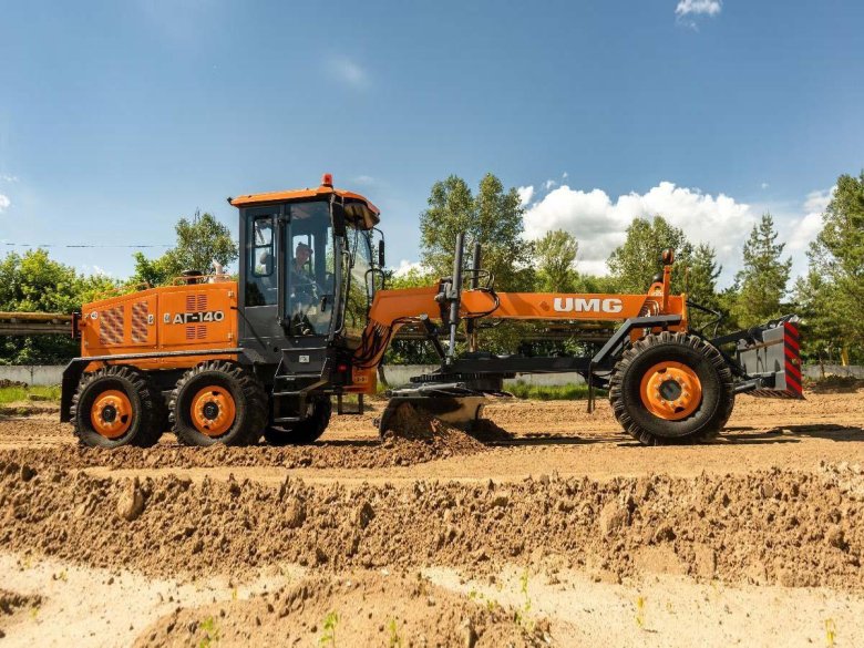 Автогрейдер аг 140