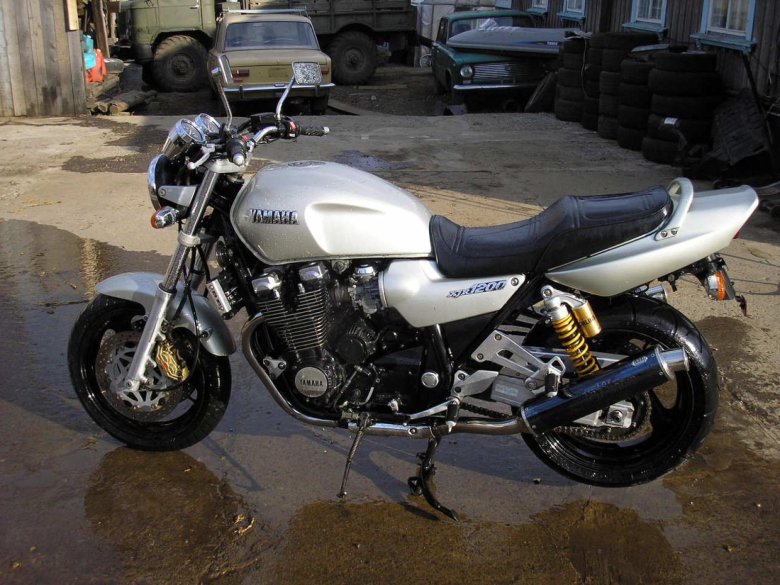 Ямаха xjr 1200