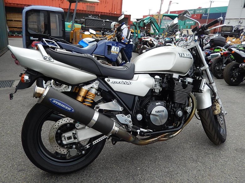 Мотоцикл yamaha