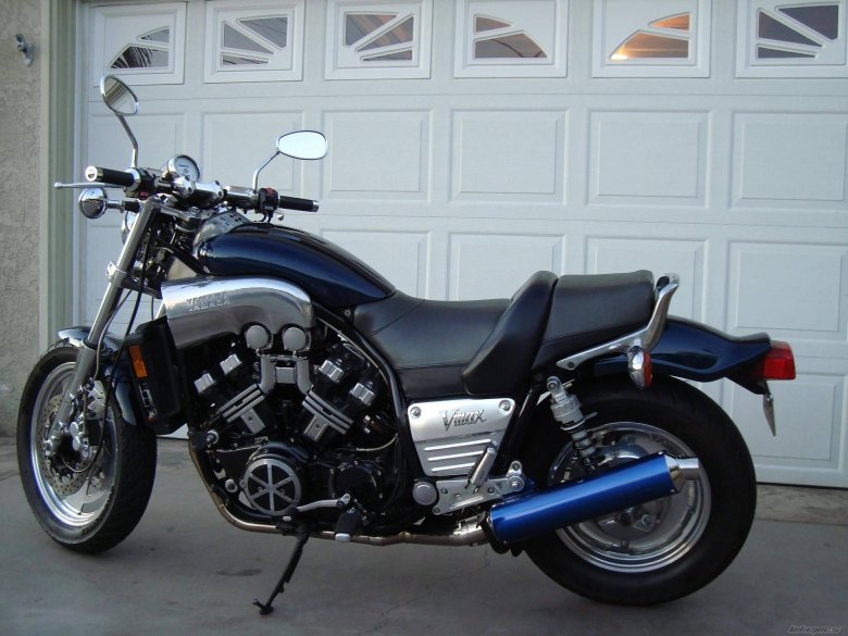 Ямаха вмакс 1200