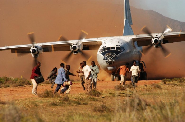 Ан12 самолет