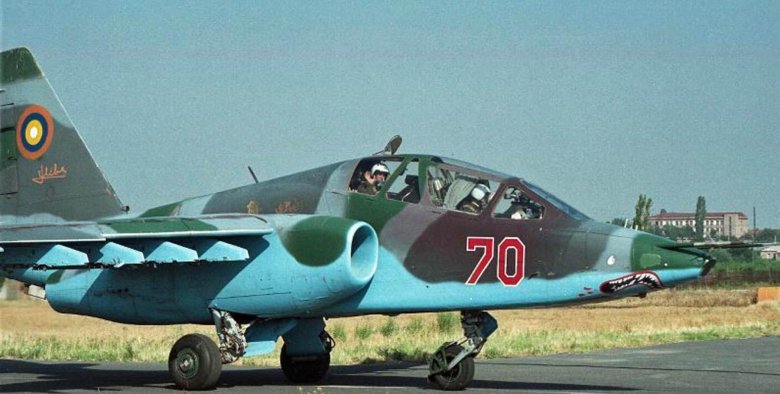 Самолёт су-25т