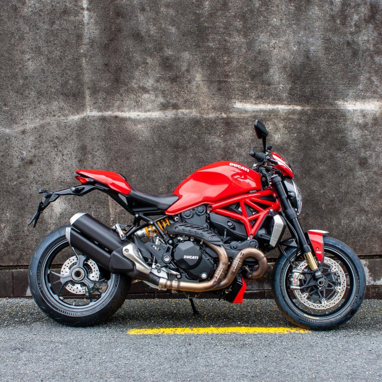 Ducati monster 1200s