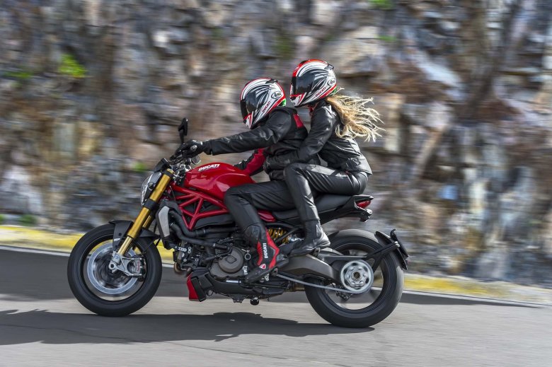 Ducati monster 1200s