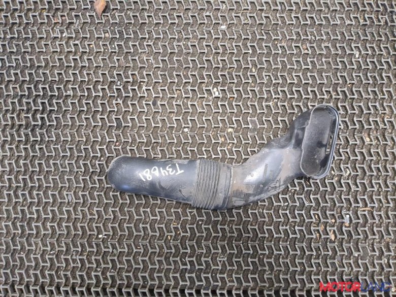 Воздуховод мицубиси каризма