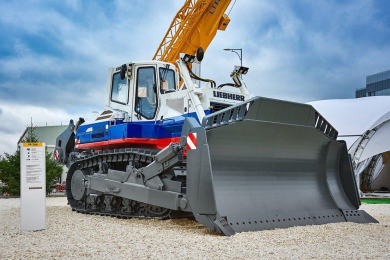 Бульдозер либхер 764