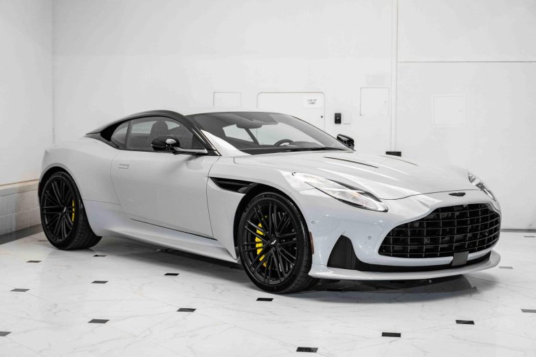 Aston martin superleggera 2020