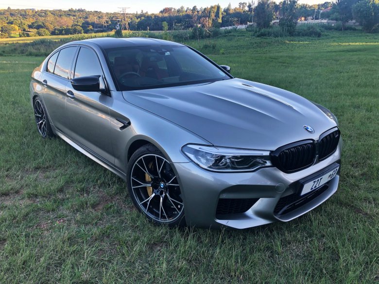 Бмв m5 competition