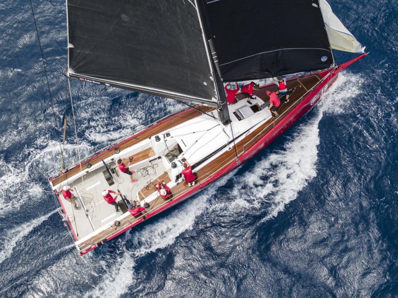 Парусная яхта