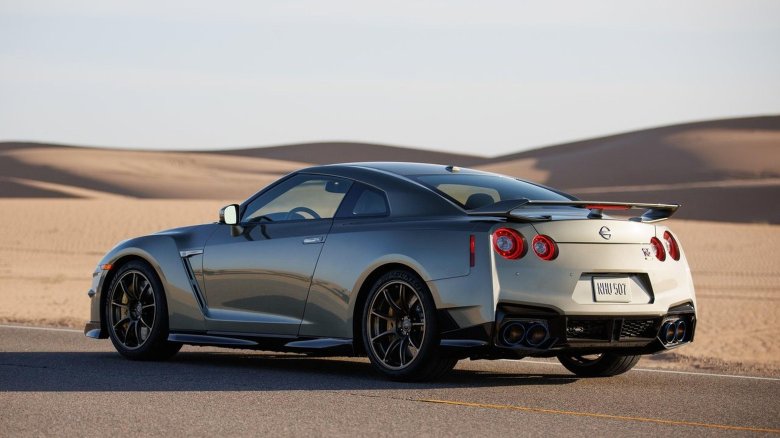 Nissan gtr 35