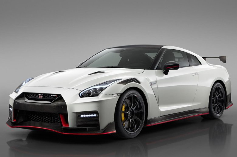 Nissan gtr nismo 2020