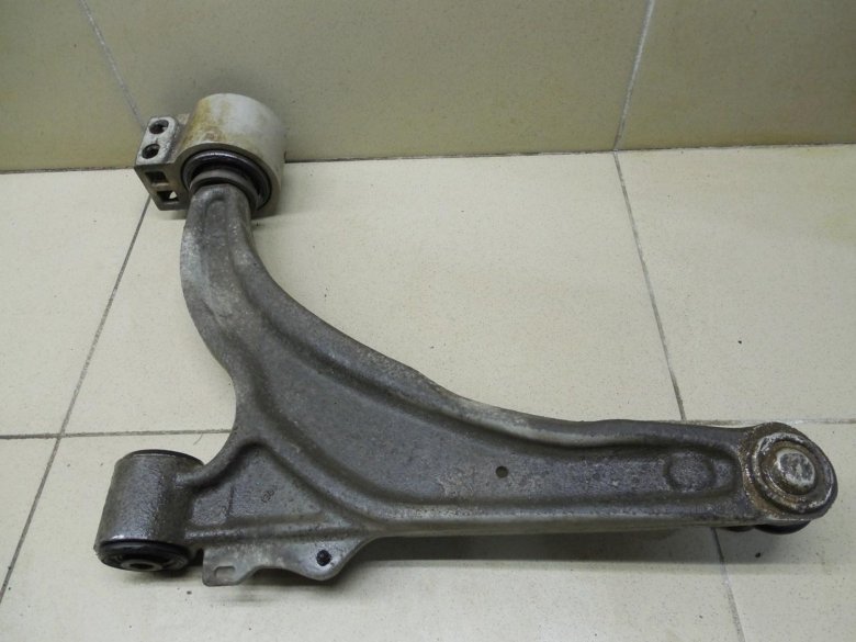 Передний рычаг шевроле круз 20019