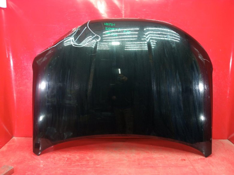 Открытый капот