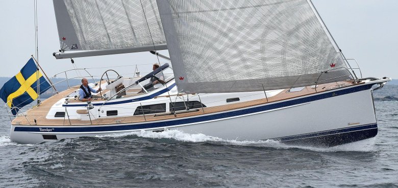 Яхты hallberg-rassy 44