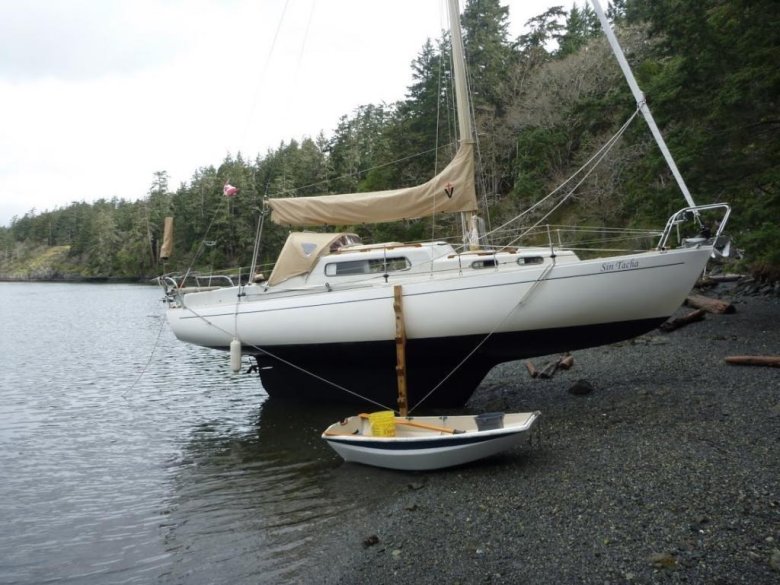 Яхта альбин вега 27