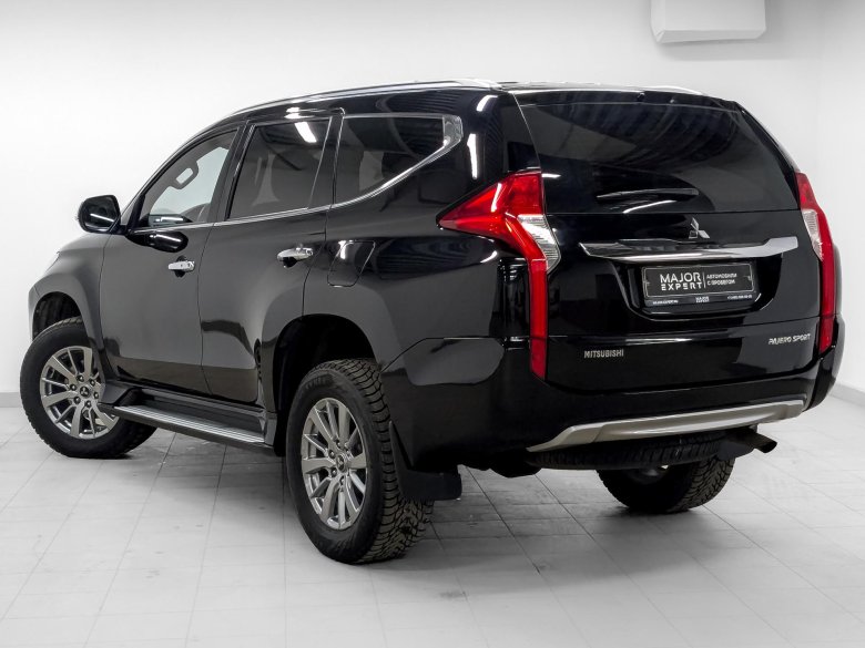 Mitsubishi pajero sport 3 ks