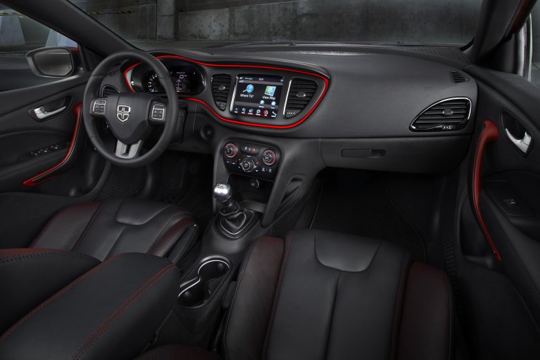 Dodge dart 2013 салон