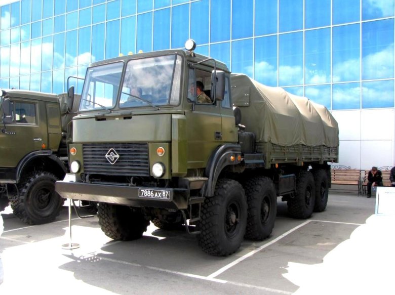 Грузовики урал