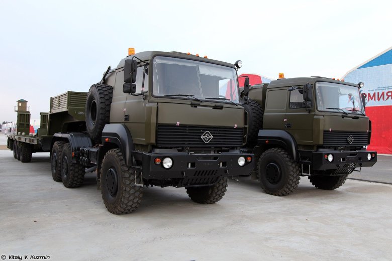 Тягач урал 63704