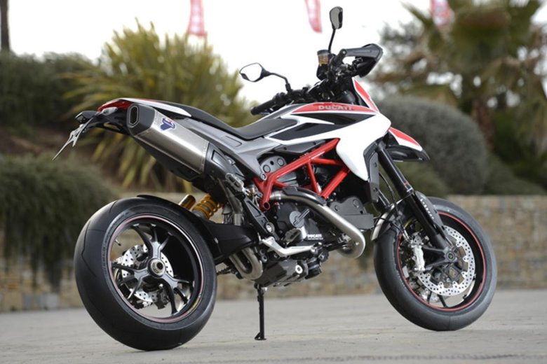 Ducati hypermotard 1100