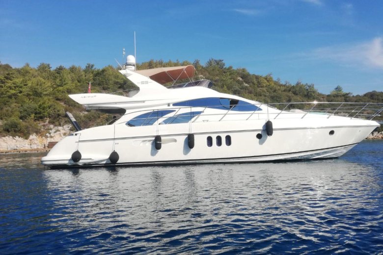 Azimut 55 яхта