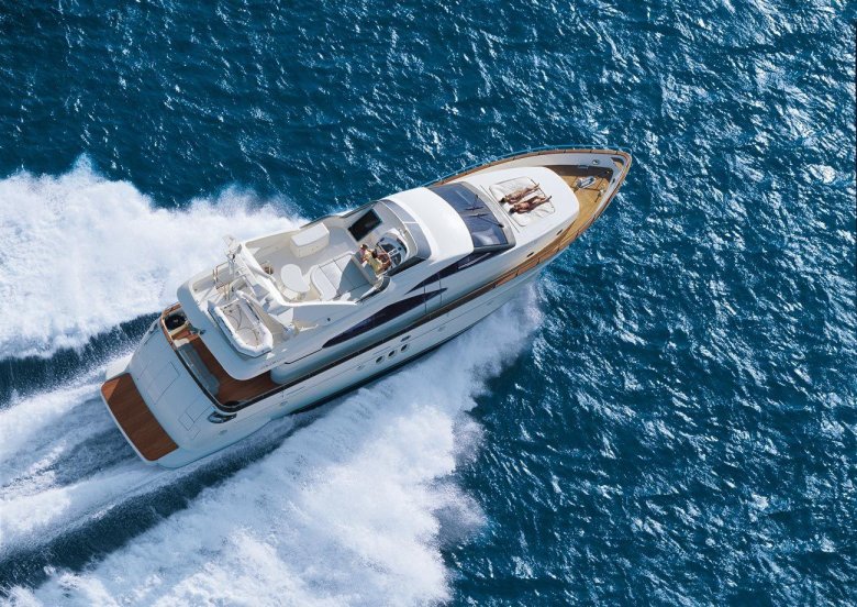 Azimut 75 boat