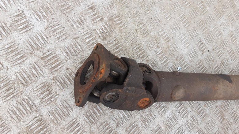 Карданный вал санг енг актион