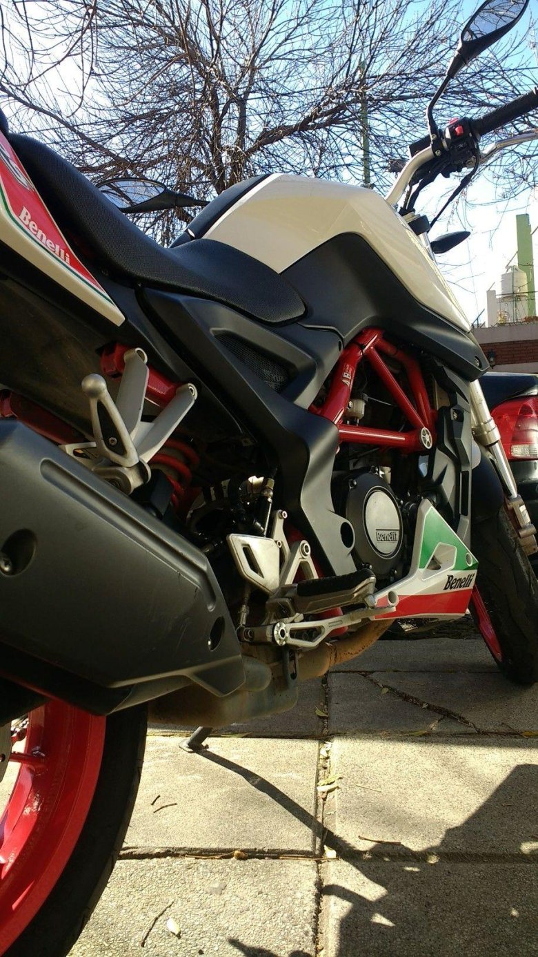 Мотоцикл benelli