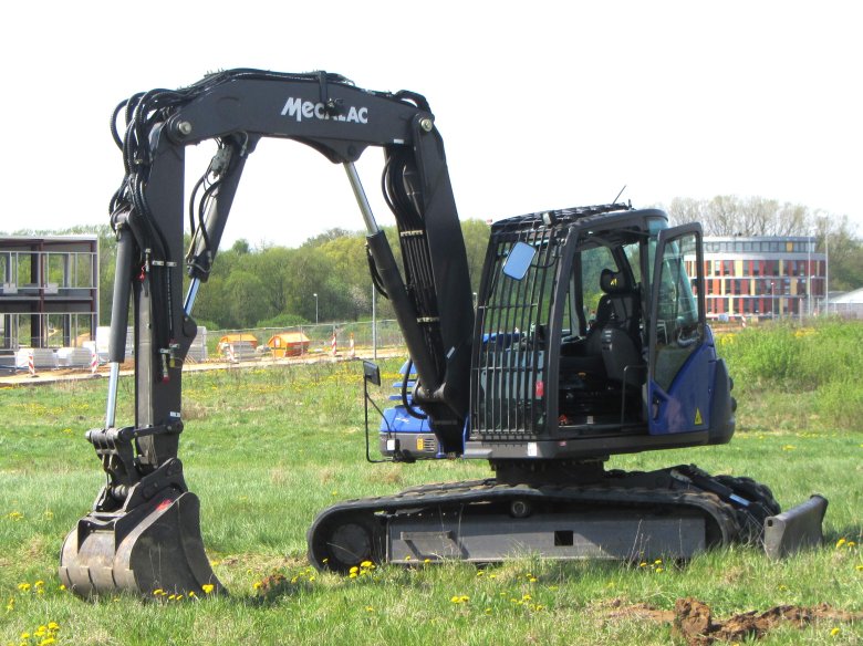 Экскаватор mecalac