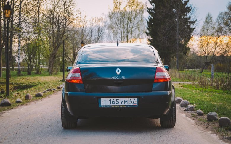 Renault megane 2006 седан