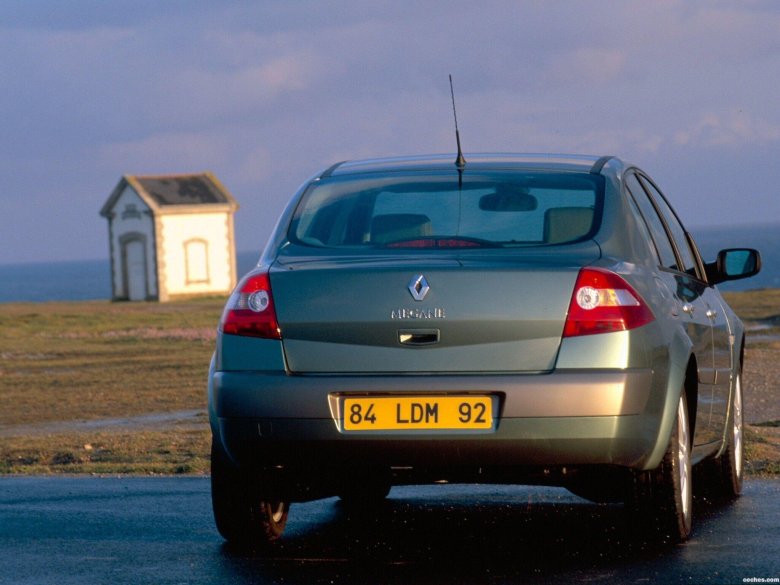 Рено меган 2 седан