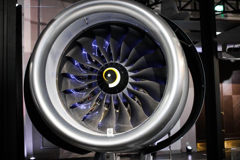 Авиационные двигатели