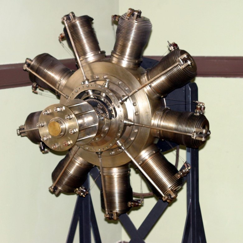 Поршневой авиационный двигатель